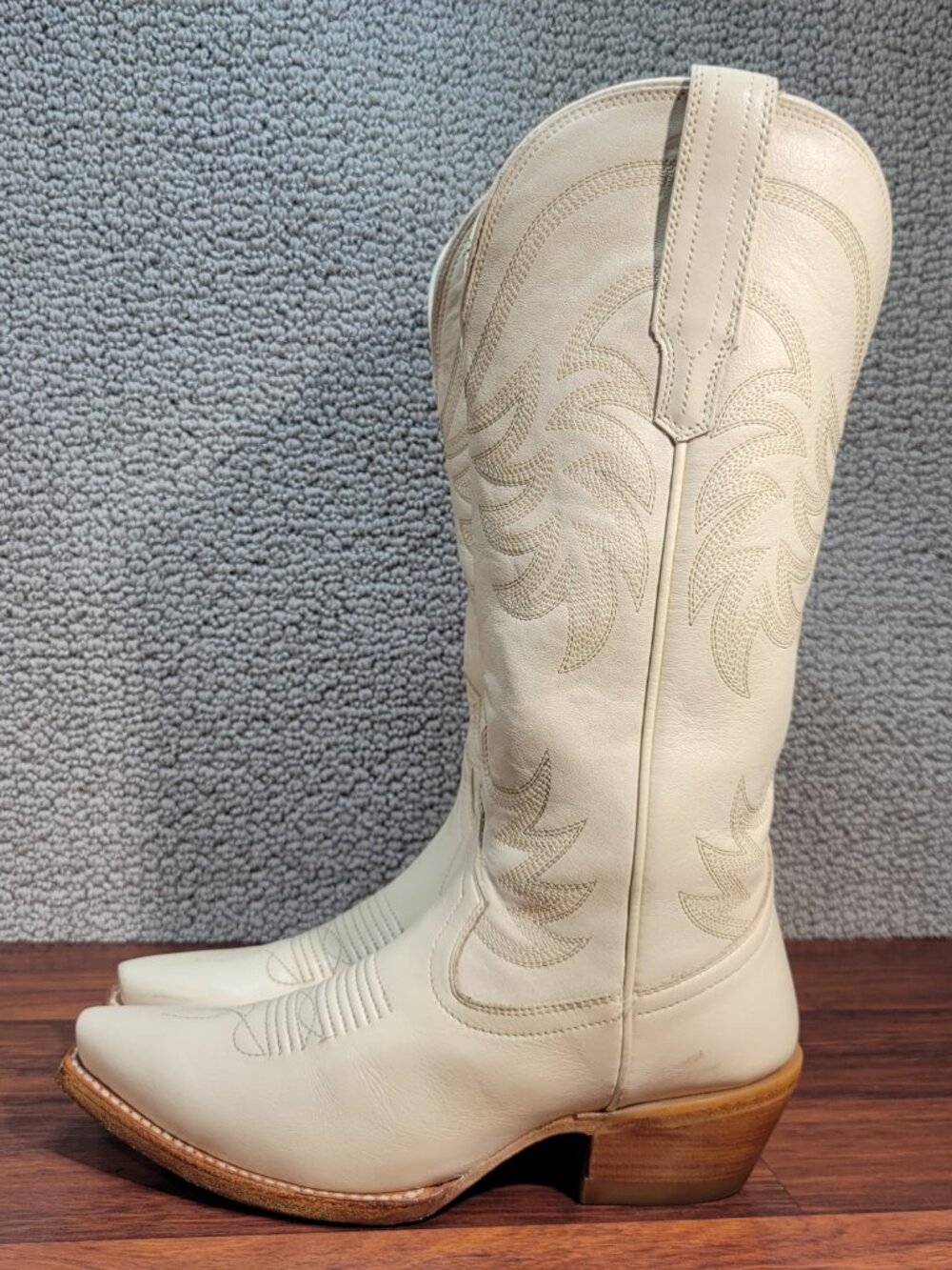 Tecovas The Annie Women's Size 6B Bone Cowhide Cowgirl Boots